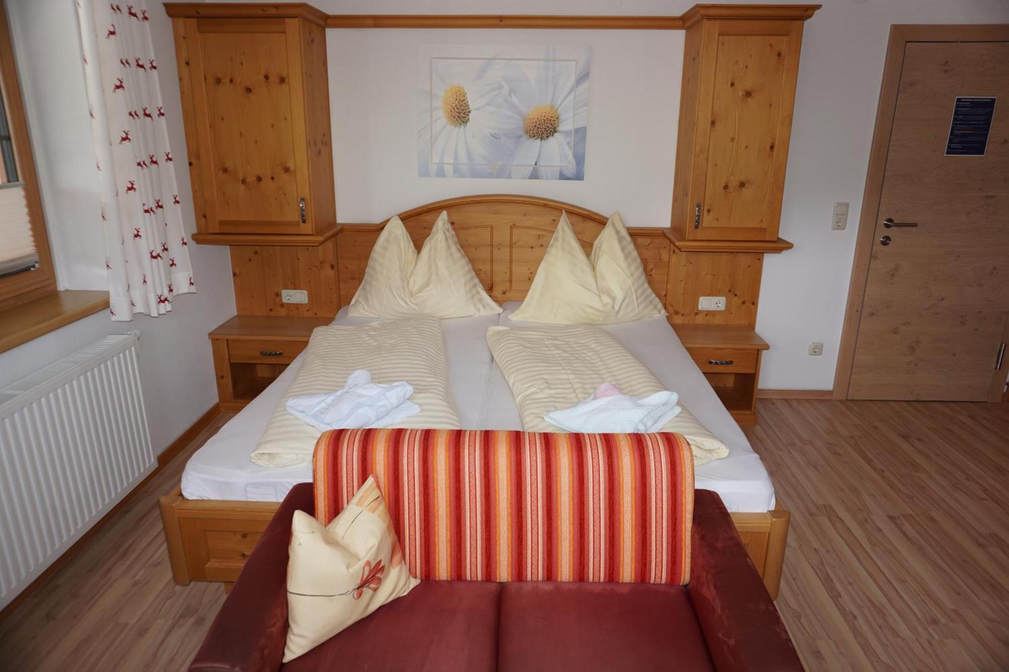 Pension & Appartements Anny Maria Alm am Steinernen Meer Luaran gambar