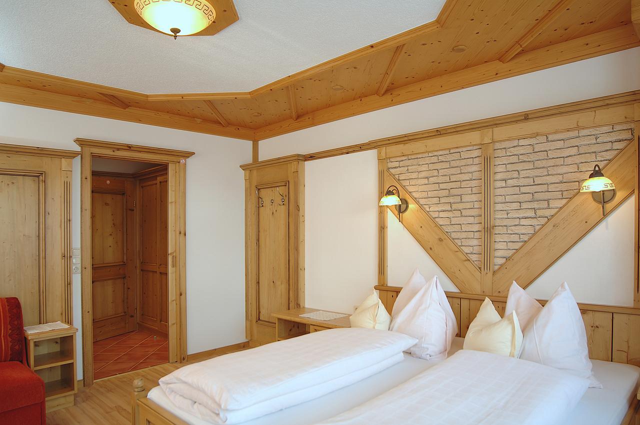 Pension & Appartements Anny Maria Alm am Steinernen Meer Luaran gambar